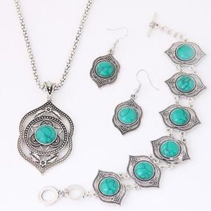 Boho Tribal Necklace Earring & Bracelet Set Silver Faux Turquoise NWOT